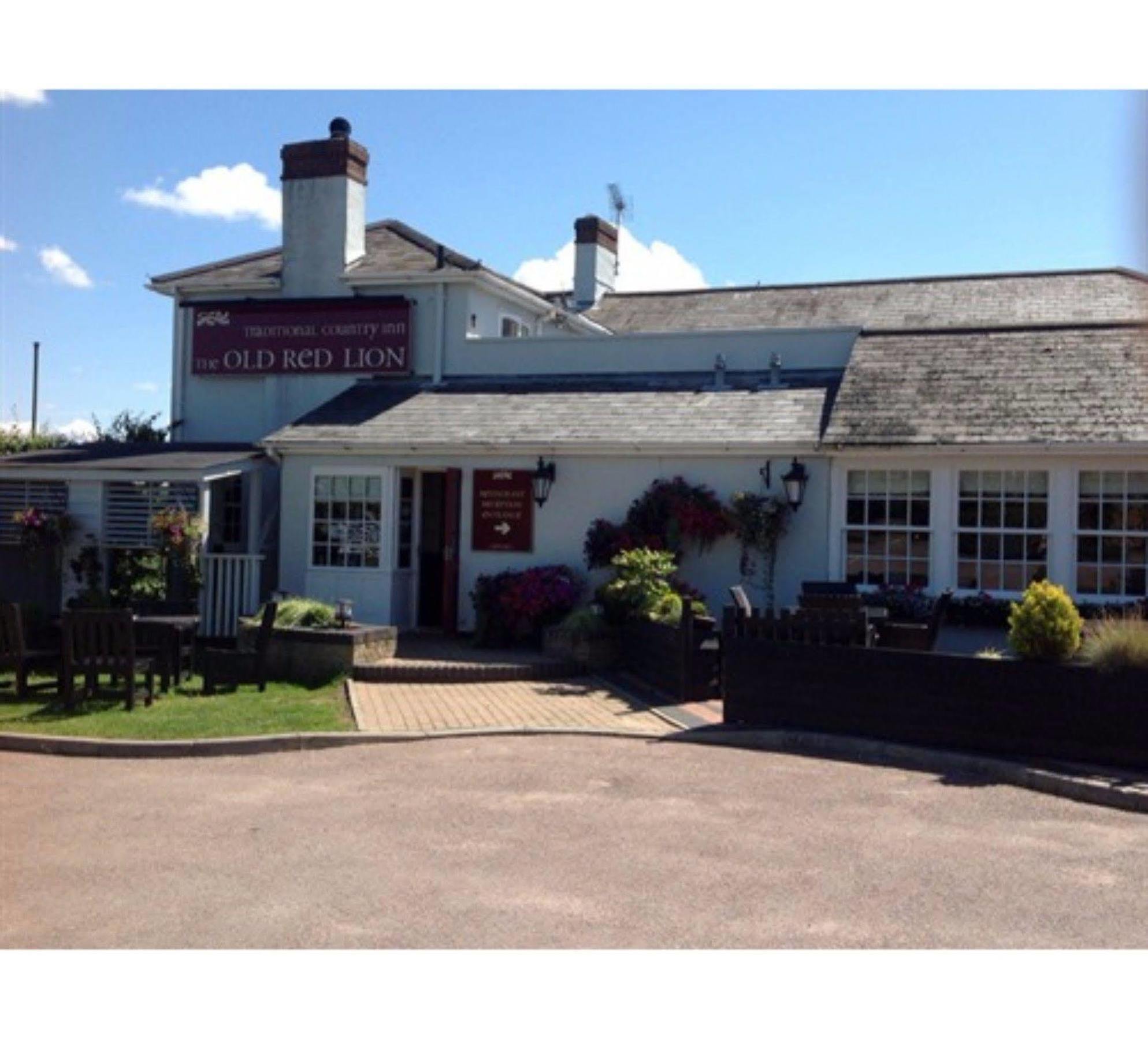 The Old Red Lion Inn Horseheath ภายนอก รูปภาพ